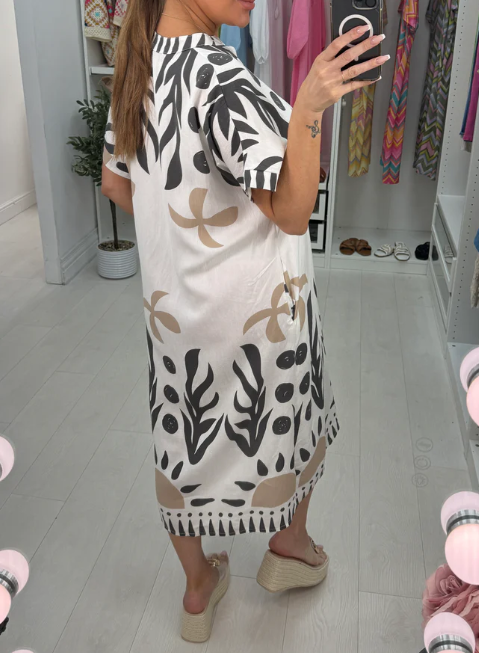 Flattering Floral Loose Dress