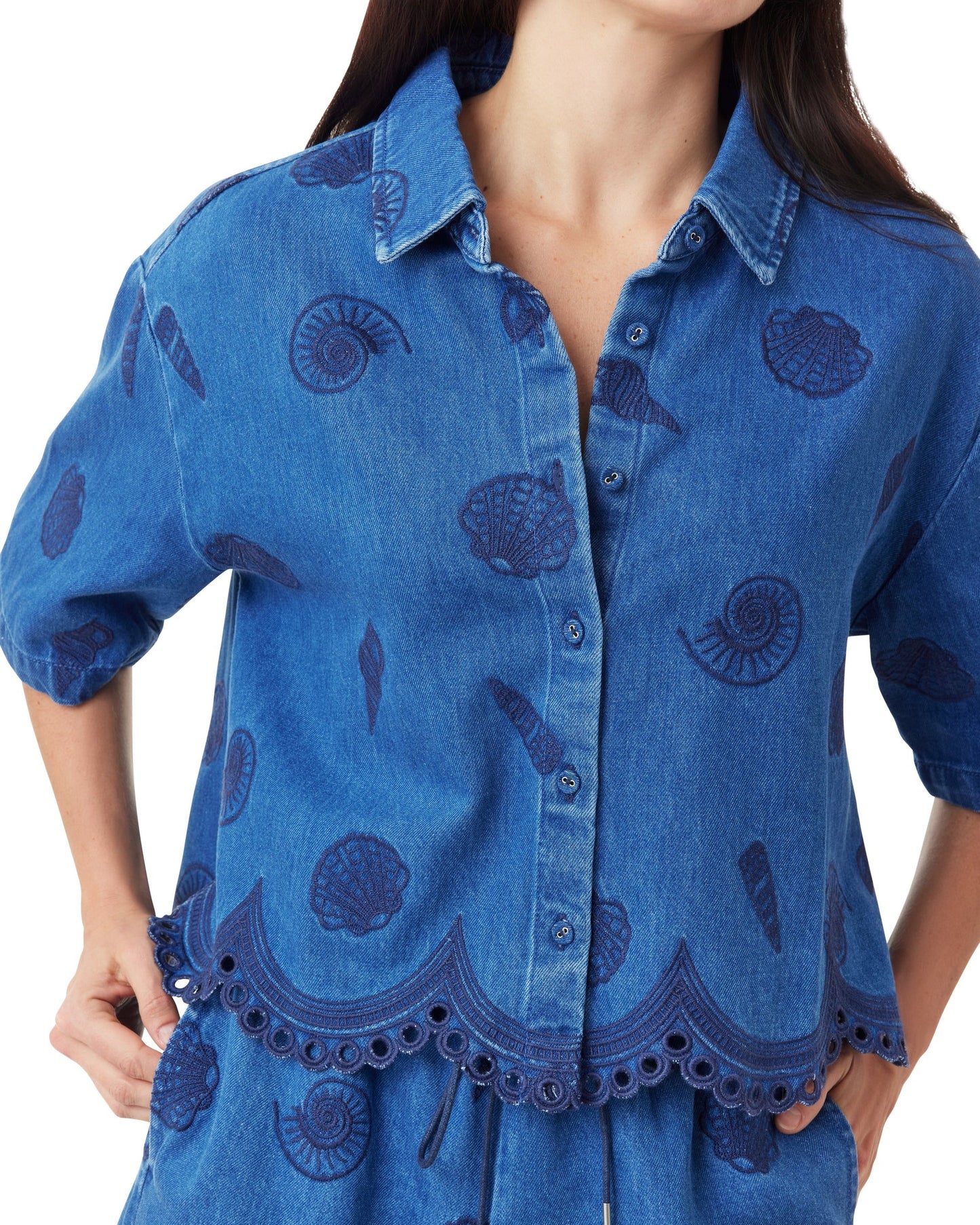 Seashell Crop Short Sleeve Shirt
