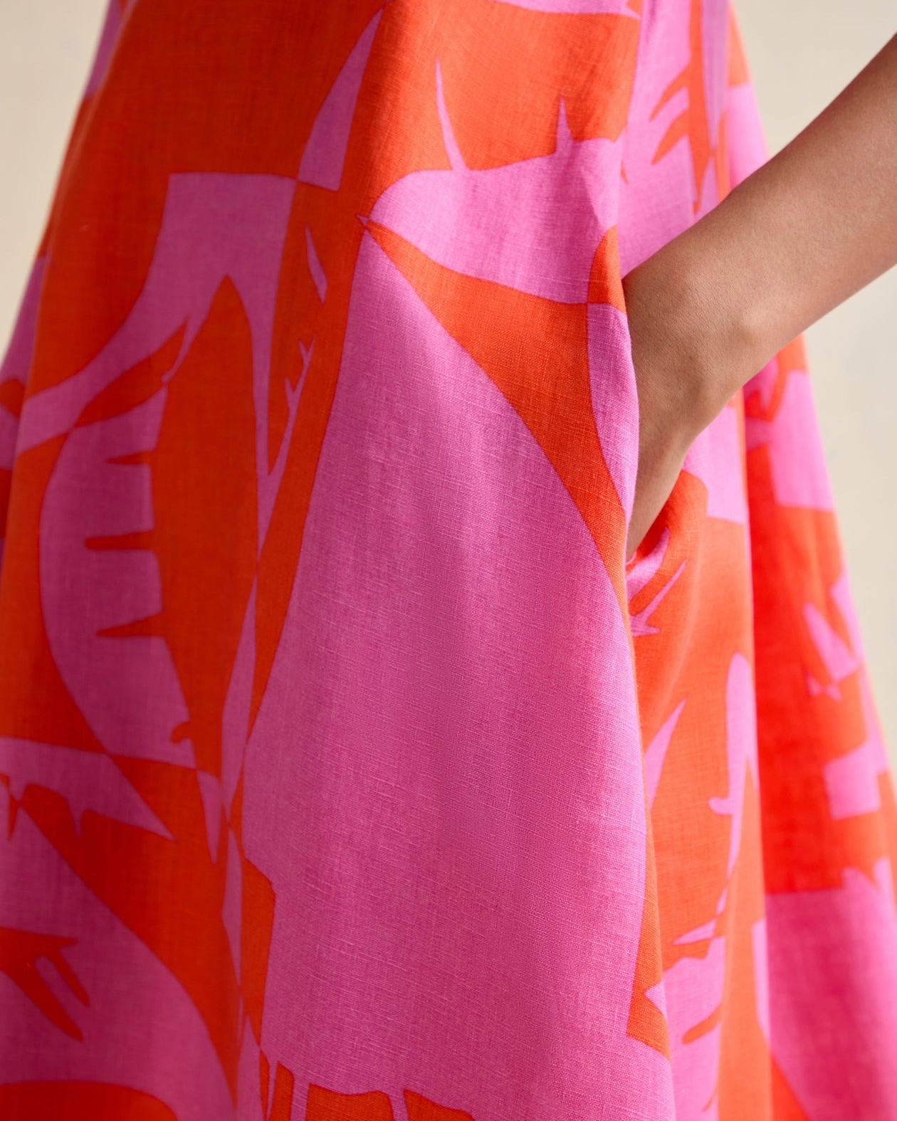 Palm Mirage Sleeveless Linen Dress